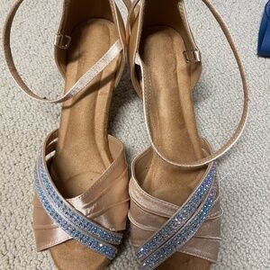 New dance shoes - neverworn without tags